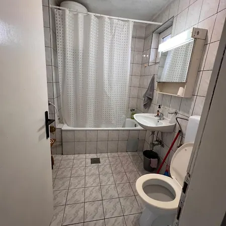 Apartment Babici 3 *